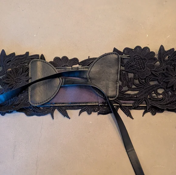 Belt - Picture 4 of 4